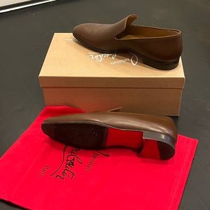 Mens Christian Louboutin’ Dandelion loafer in Brown/Camel. Size 41.5